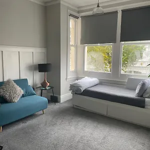 lancaster-entire-studio.brighton-hotels-england.com/